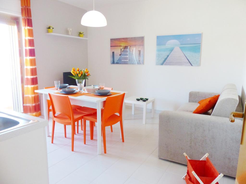 Siciliacasevacanze - Villa Venere Marina di Ragusa Rum bild